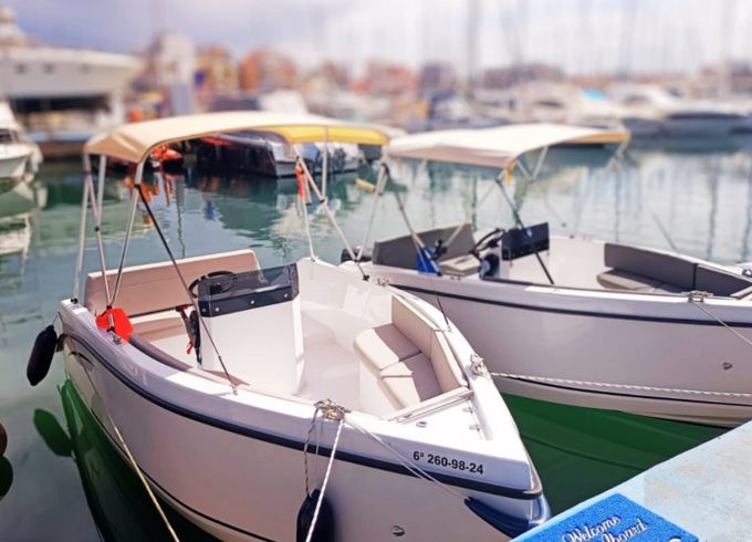 Silver Yachts 555