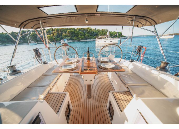 Bavaria C42