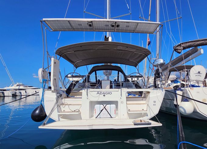 Dufour 44