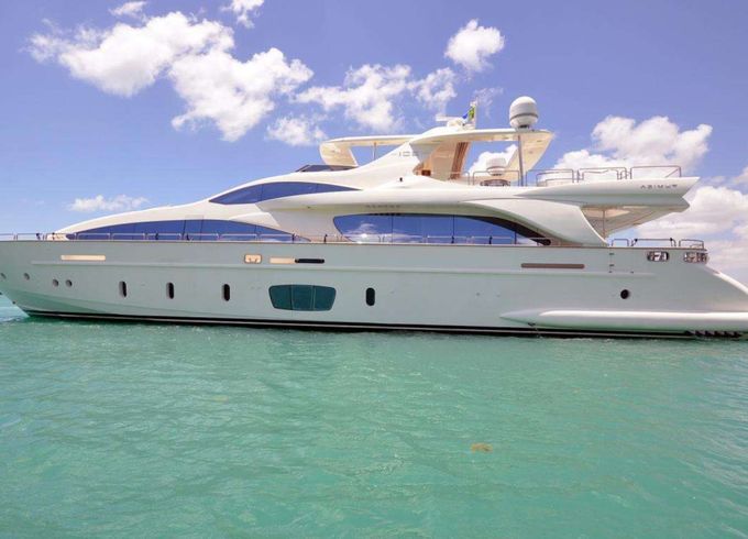 Azimut 105 YCG