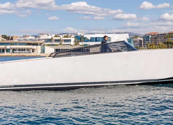 VanDutch 40