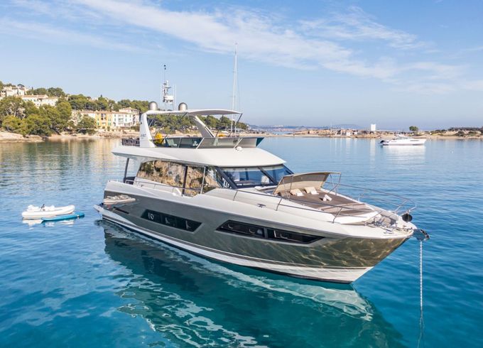 Prestige Yachts BLUE M