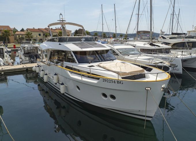 Greenline Yachts Greenline 48 Fly