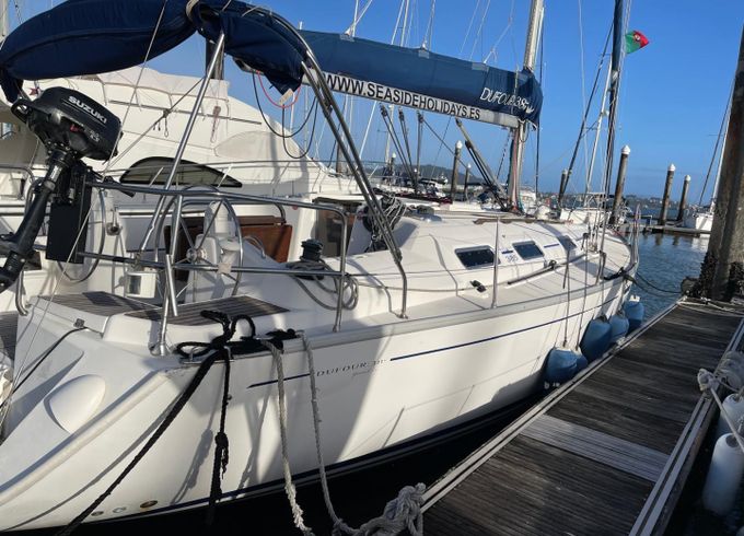 Dufour 385