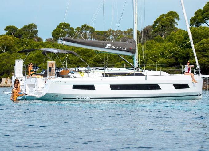 Dufour 44