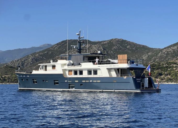 Ocean Yachts Ocea 108
