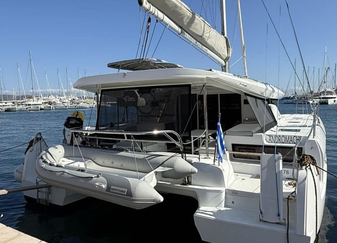 Lagoon 43