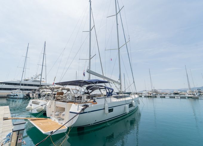 Bavaria C57 Holiday