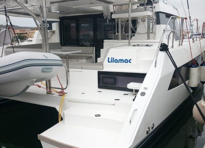 Leopard Catamarans / Robertson & Caine Leopard 42 - 4 cab.