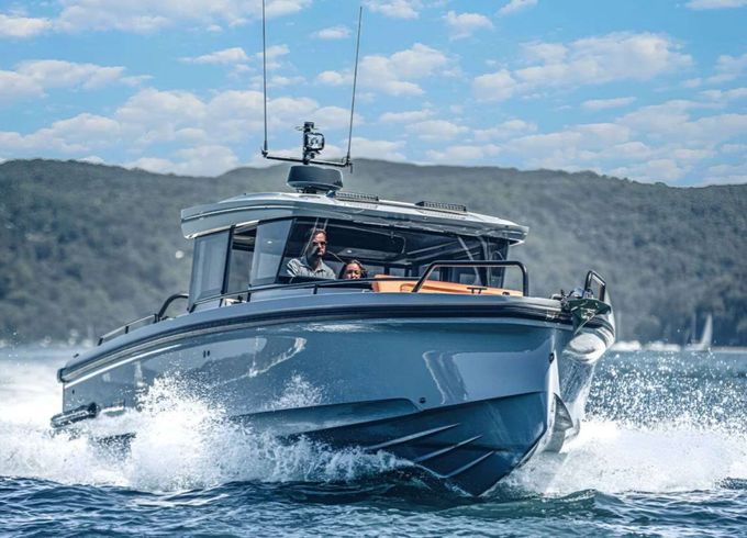 Axopar 37 XC Cross Cabin