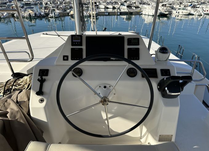 Dufour 48 Cat[G]