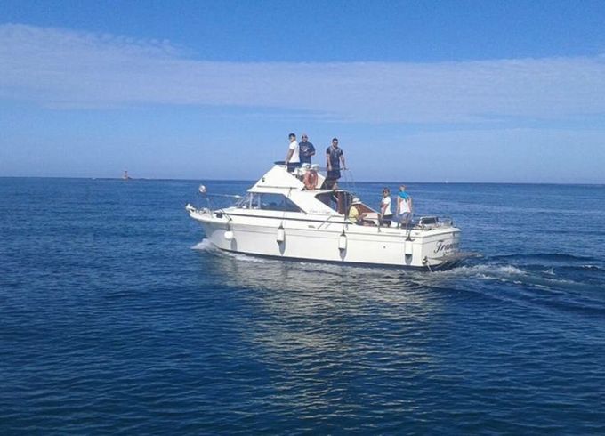 Chris Craft 31 Sport Express