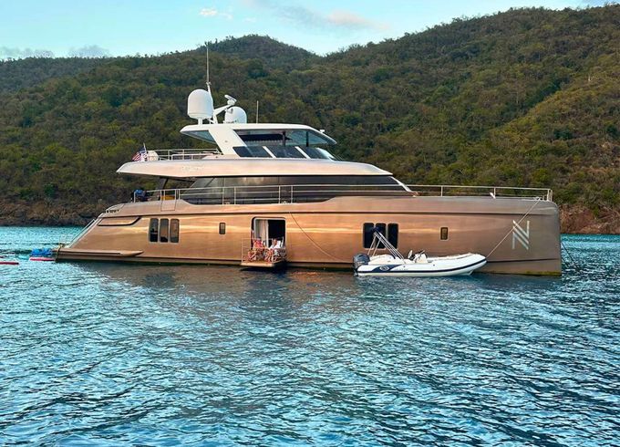 Sunreef NAUTI NICKEL