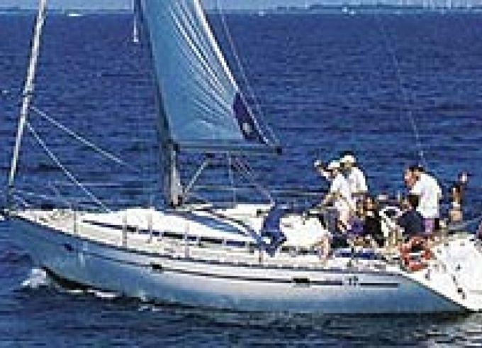 Bavaria Cruiser 37