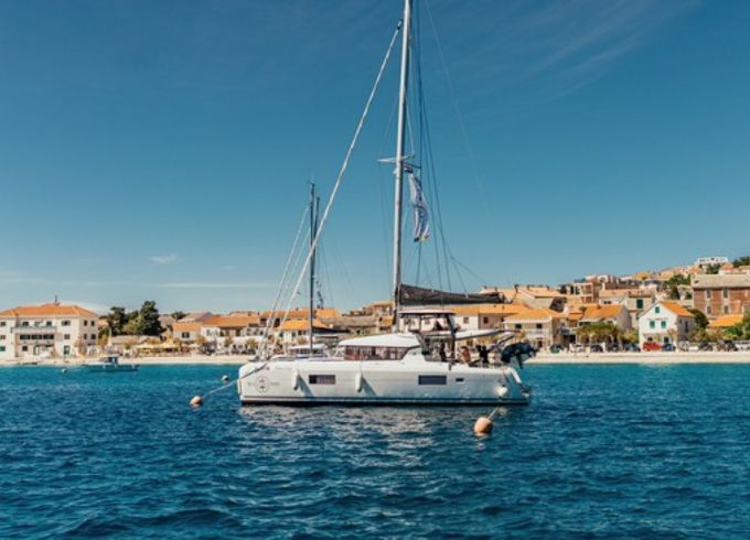 Lagoon 42