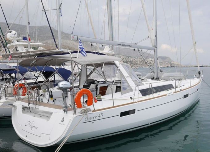 Bénéteau Oceanis 45