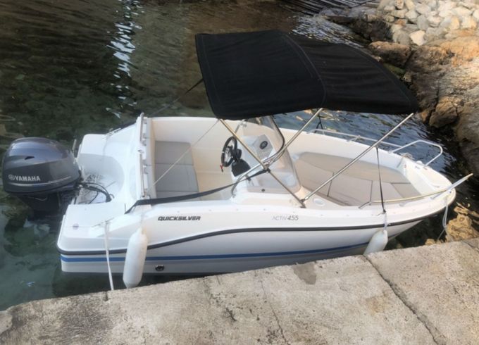 Quicksilver Activ 455 Open