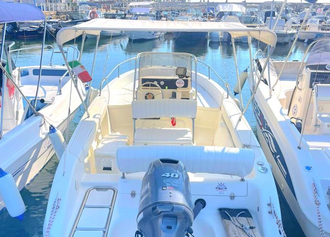 Sessa Marine Key Largo 19