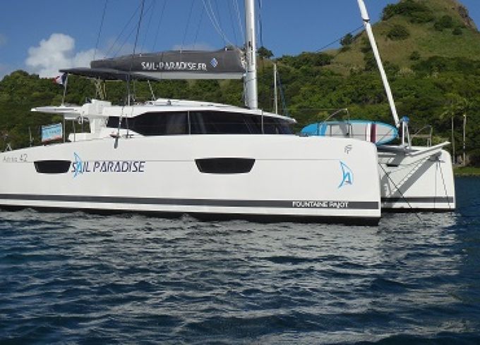 Fountaine Pajot Astrea 42