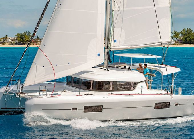 Lagoon 42