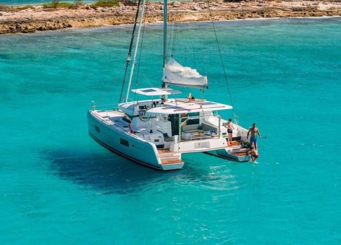 Lagoon 42