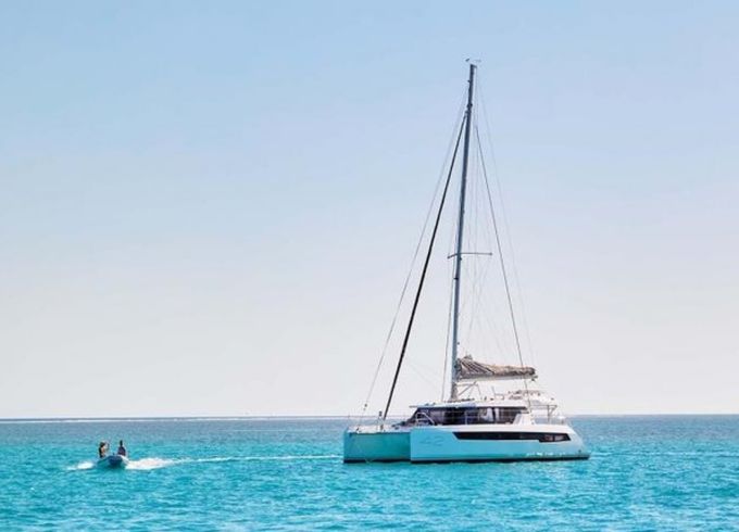 Leopard Catamarans / Robertson & Caine Leopard 42 - 3 cab.