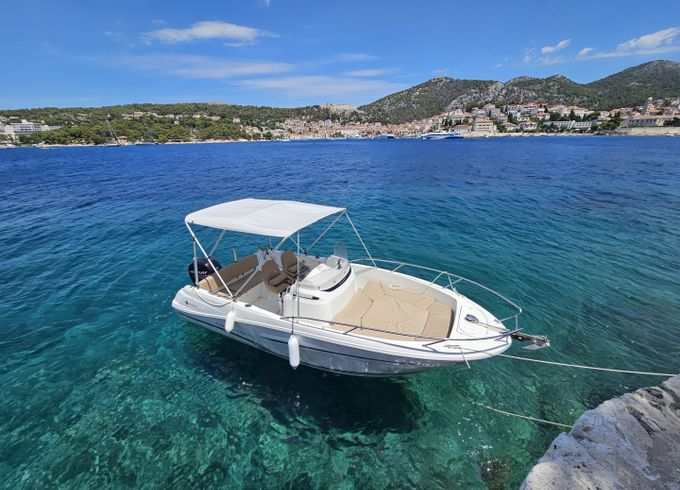 Jeanneau Cap Camarat 6.5 CC