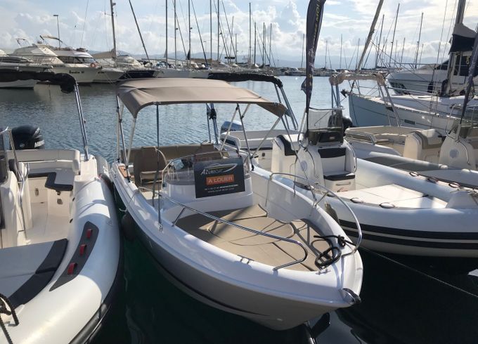 B2 Marine CAP-FERRET 452 Open San Permis