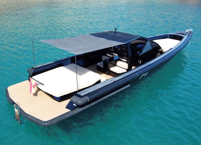 Wally Tender 45