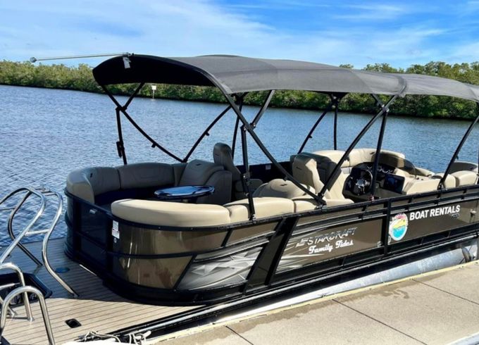 Starcraft Tritoon 23ft