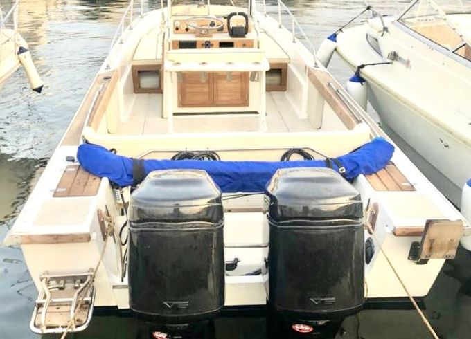 Boston Whaler 25 Outrage