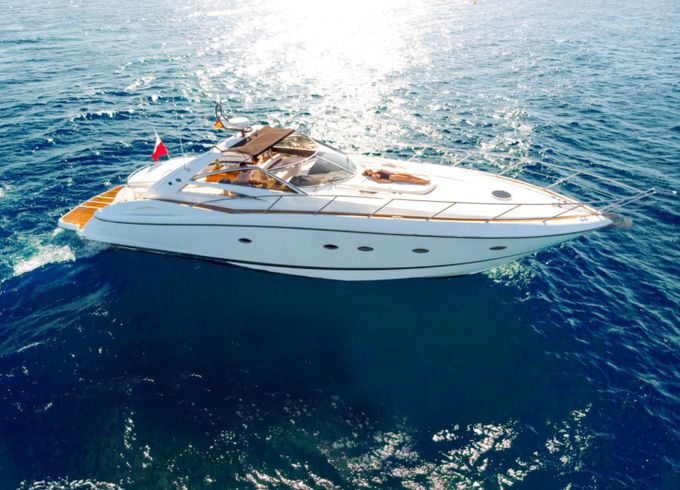 Sunseeker Predator 55