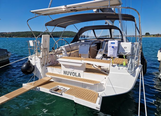 Hanse 410