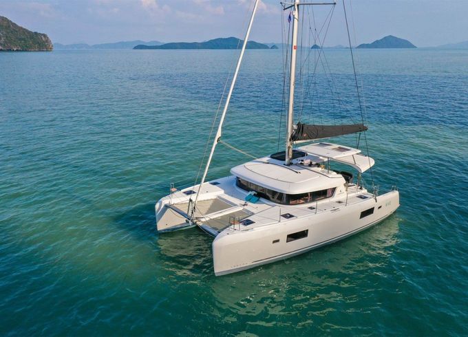 Lagoon 42