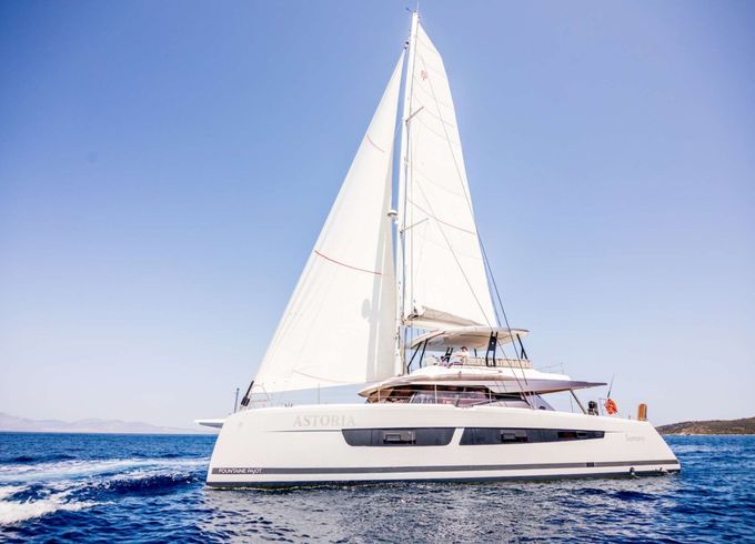 Fountaine Pajot ASTORIA
