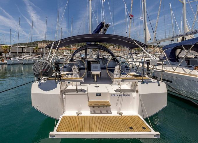 Bavaria C42