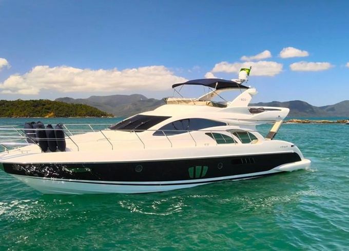 Azimut 60 Fly