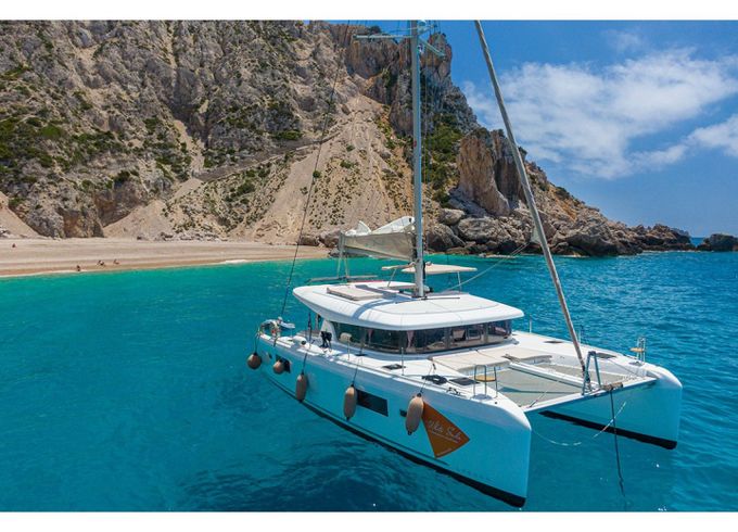 Lagoon 42