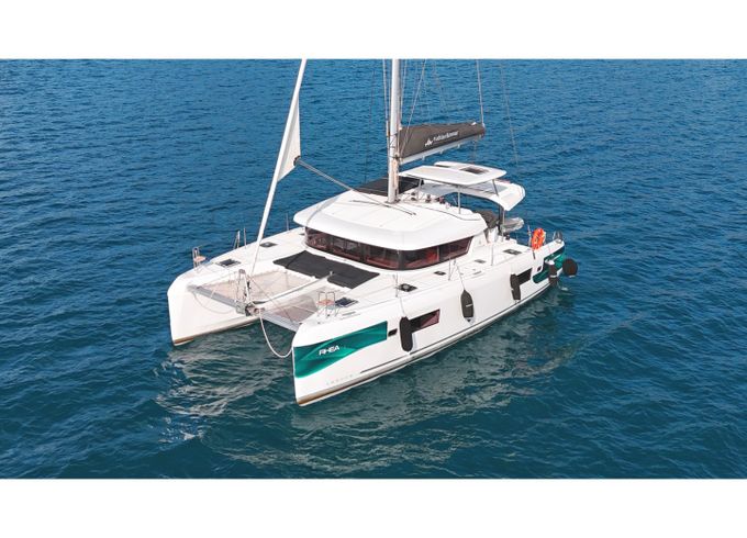 Lagoon 42