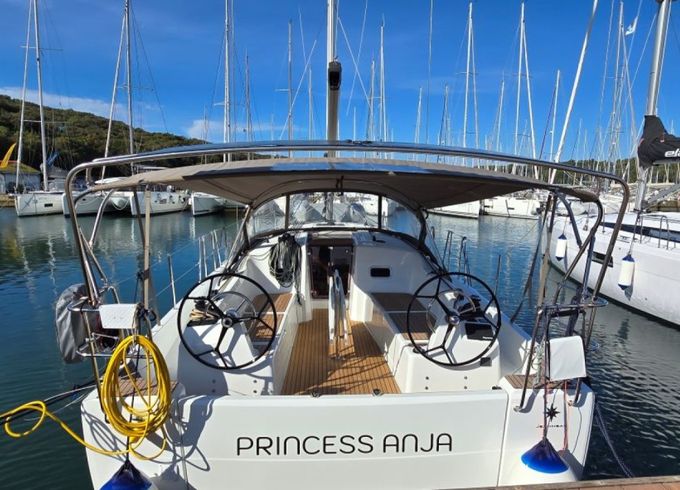 Jeanneau Sun Odyssey 380