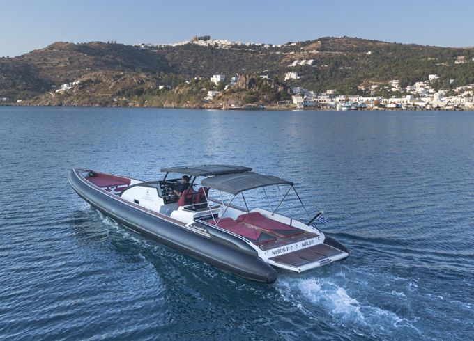 Technohull Omega 41