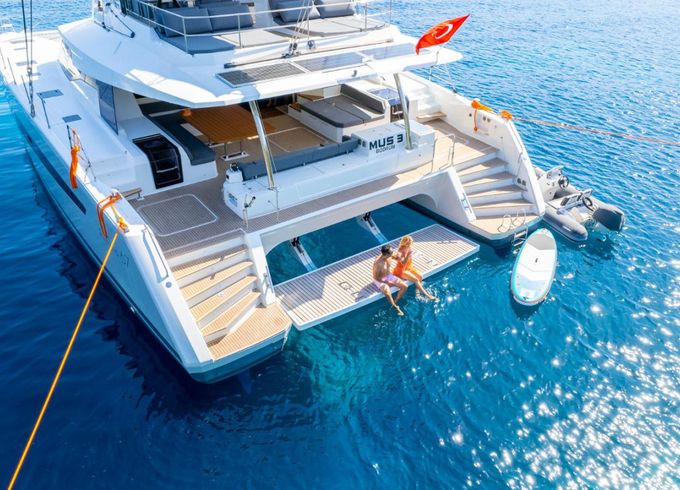 Fountaine Pajot Alegria 67