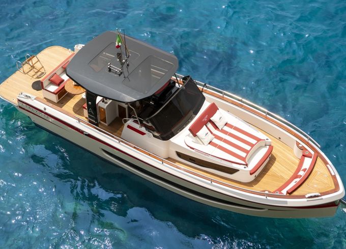 Italyure 38 Ft