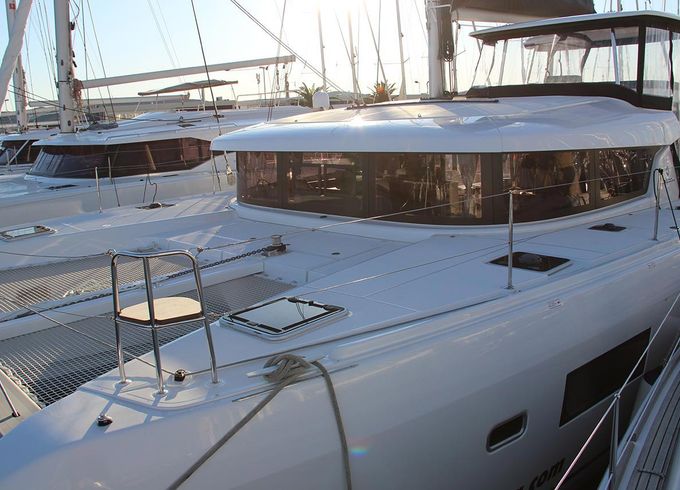 Lagoon 42