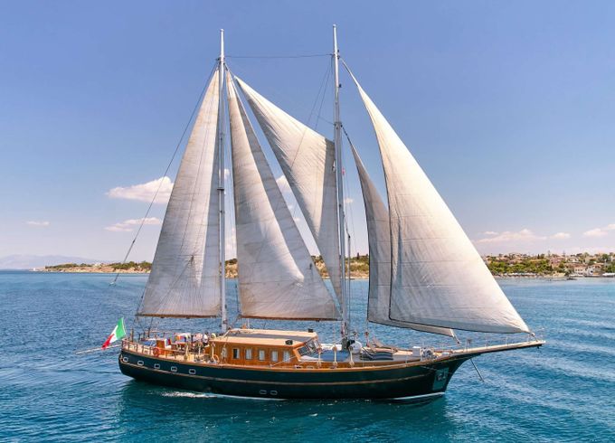 Ege Yat Motor Sailer