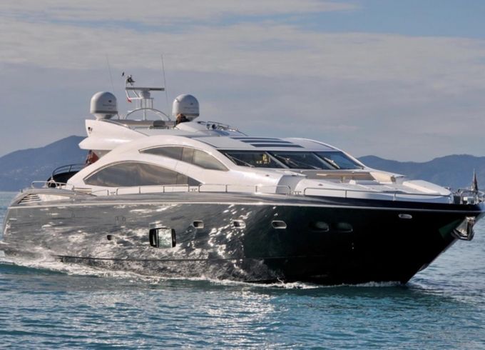 Sunseeker Predator 84
