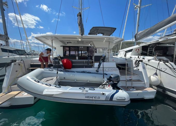 Fountaine Pajot Astrea 42