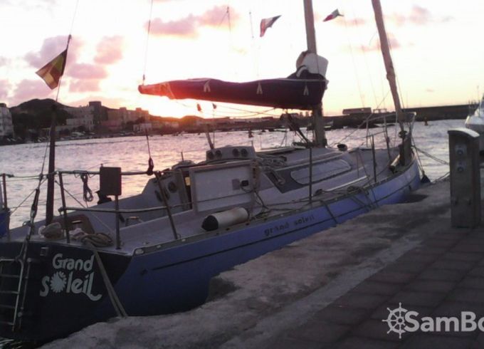 Cantiere Del Pardo Grand soleil