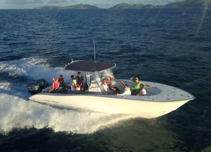 Cape Horn 31 center console