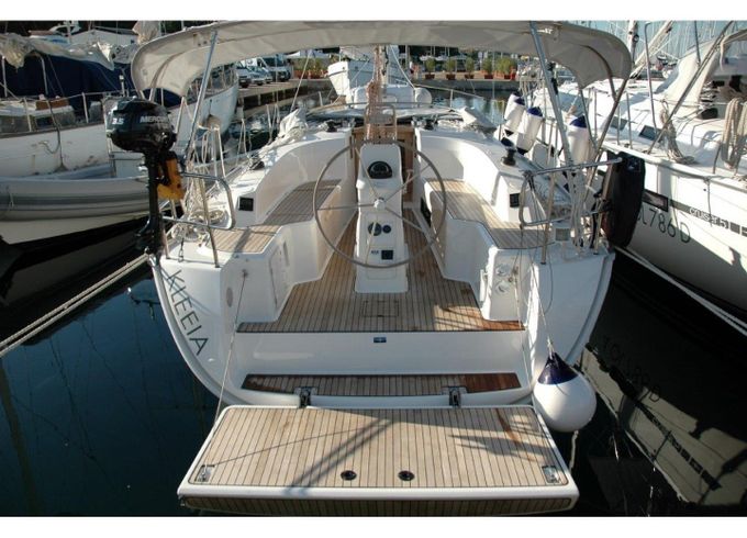 Bavaria Cruiser 33